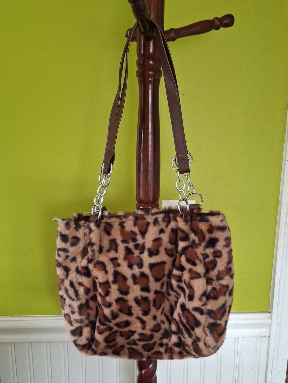 Leopard Print Faux Fur Shoulder Bag in Brown